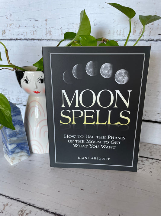Moon Spells ~ How to use the moon phases