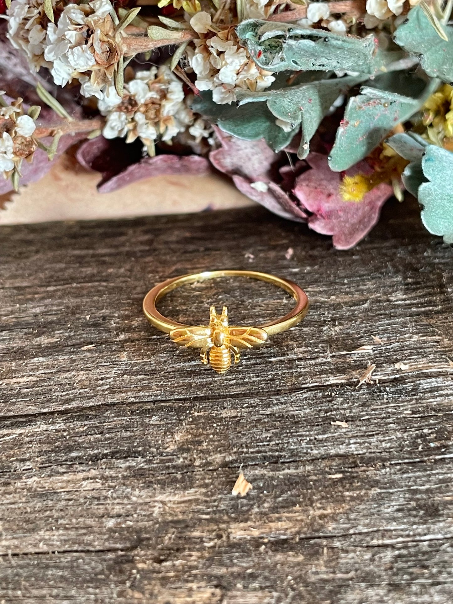 Goddess Gold collection ~ Spirit Bee Ring
