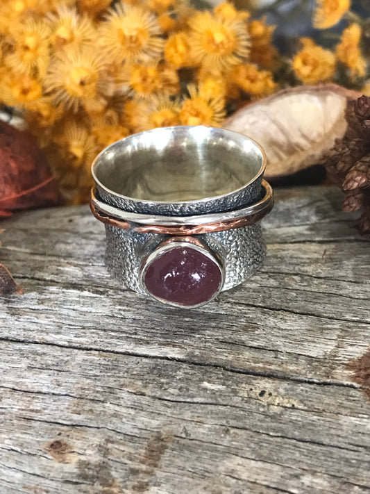 Meditation/Spinner/Anxiety Silver Ring ~ Victorian Ruby